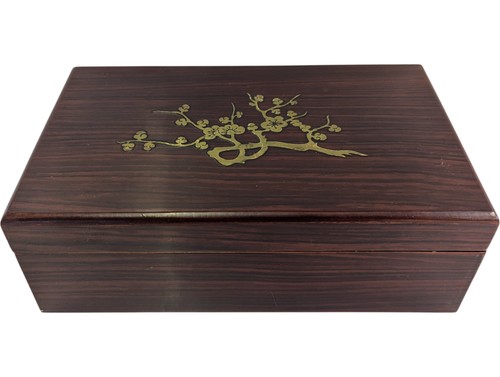 Lacquered wood jewellery - jewellery, box