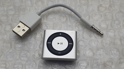 Ipod shuffle 4th generation - ipod,