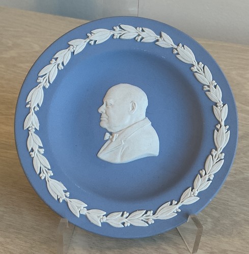 Wedgewood light blue with - light,
