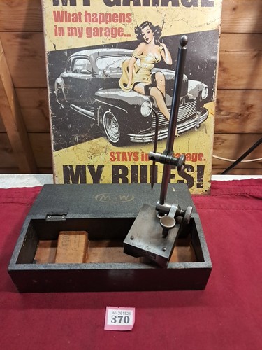 Vintage moore and - and, no