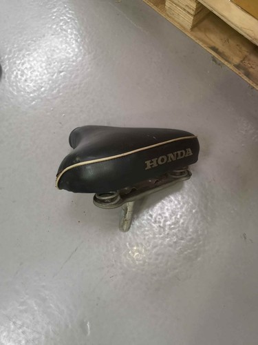 Seat for honda graduate pf50 - graduate,