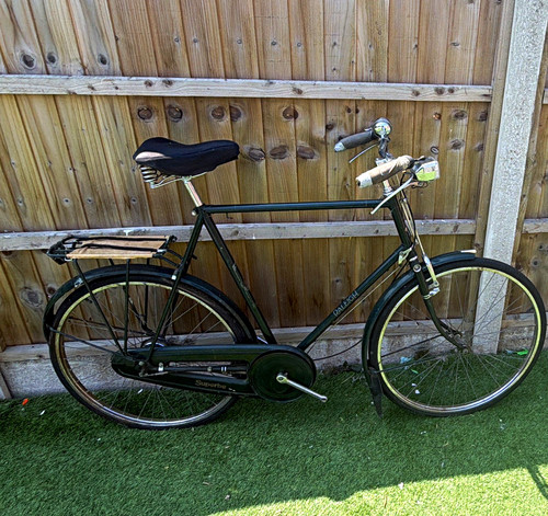 Raleigh superbe city bike 28in - bike,