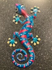 Gecko Wall Art Pink Blue Tail