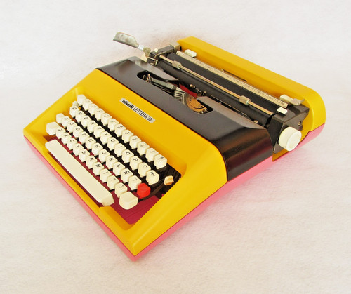 Olivetti lettera typewriter - olivetti,