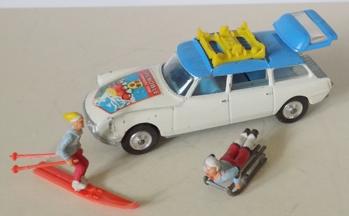 Corgi toys 499 - corgi, no.499