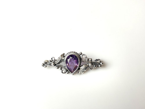 Amethyst silver brooch - silver, 2ct
