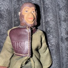 Vintage Mego Planet Of The Apes figure Zira 1974 original clothes 