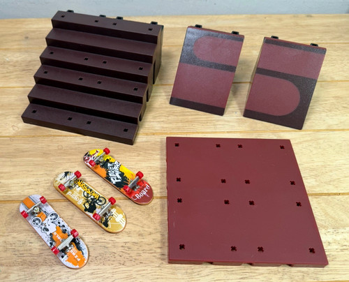 Tech deck ramps - deck, platform