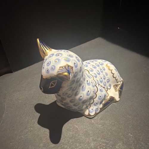 Royal crown derby - royal, porcelain