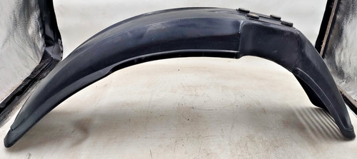Front fender - (presents, injury)