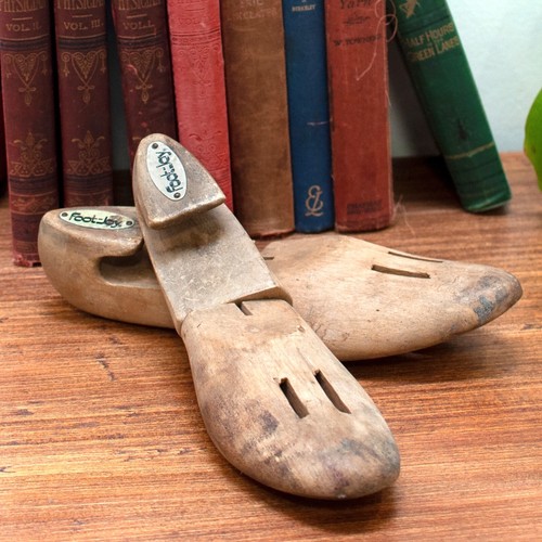 Vintage footjoy shoe forms - shoe,