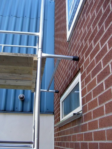Scaffold tower stand - stand, off