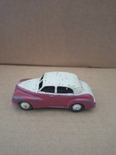 Dinky Morris Oxford.       p1