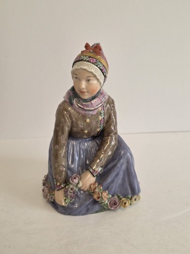 Royal copenhagen figurine - royal, fano