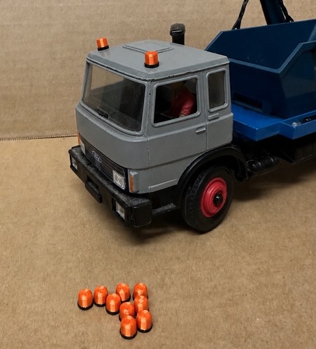 Black orange warning roof - 1/32,