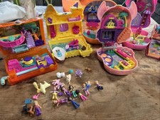 Bulk lot:Polly Pocket Includes Vintage and rainbow Funland