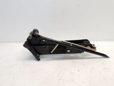 2002 Volvo S80 Emergency Jack