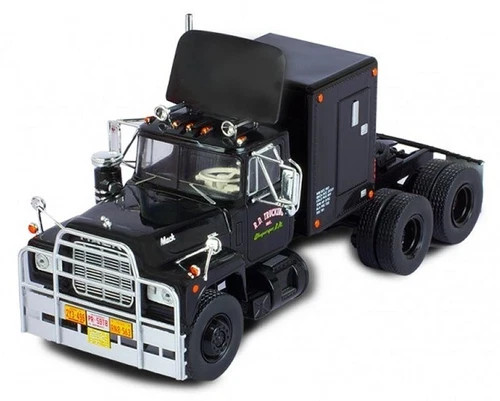 Ixo scale tr100 mack - 1:43,