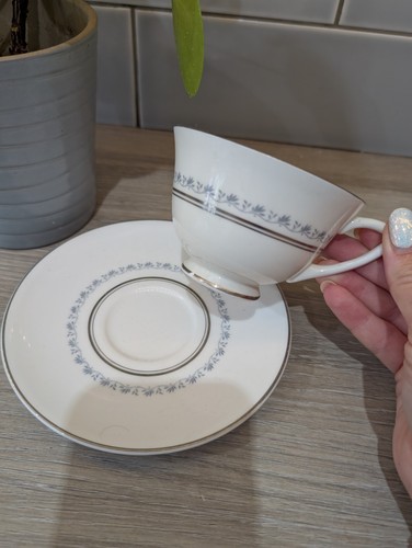 Royal doulton fine - doulton, china