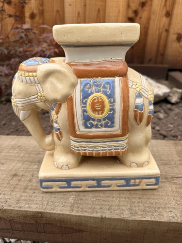 Vintage small ceramic elephant - small,