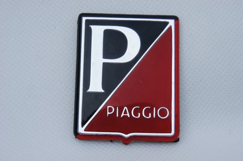 Vespa piaggio adhesive badge - vespa,
