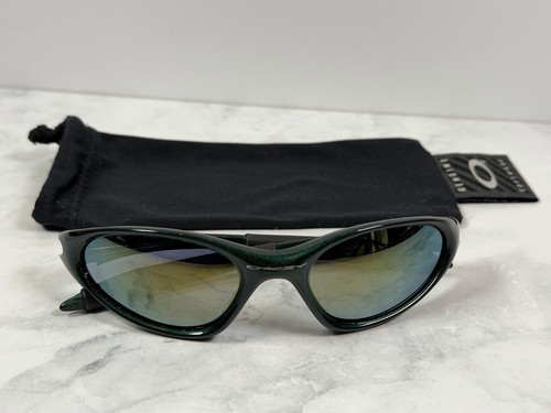 Oakley minute plutonite - oakley,
