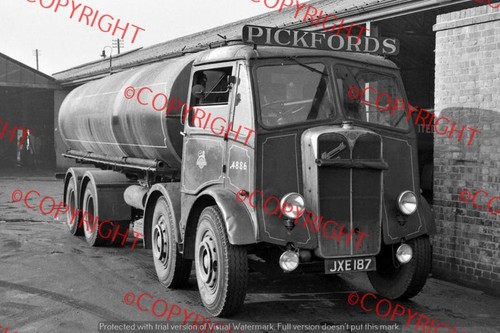 Truck photo pickfords aec - photo,