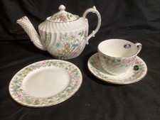 Aynsley Wild Tudor Fine Bone