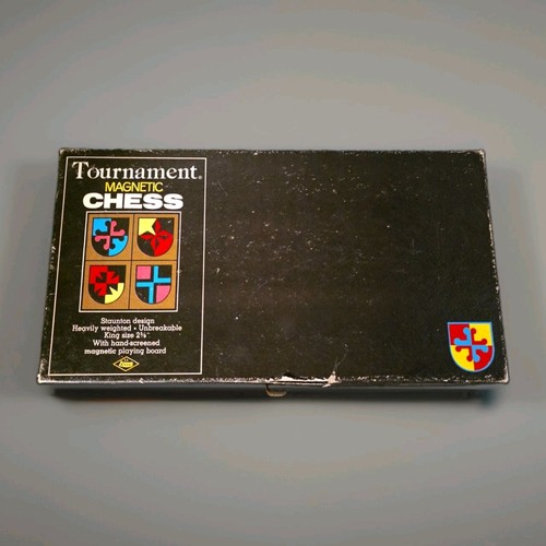 Vintage magnetic chess - vintage, set