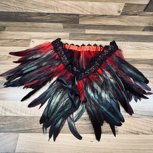 Red black feather - red,