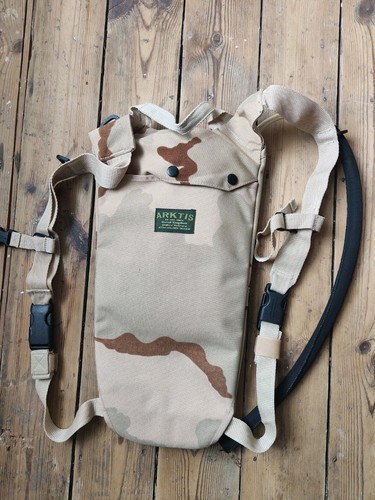 Arktis hydration pack desert
