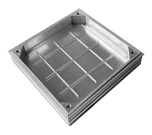 Heavy duty recessed manhole - heavy,