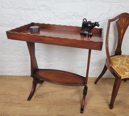 Tray top table - table, bevan