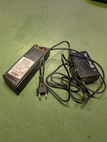 Sundstrom battery and - battery,
