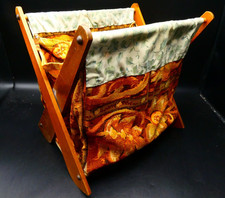 Wooden Tapestry Folding Rack