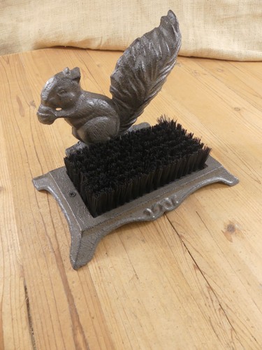Cast iron boot - cast, scraper