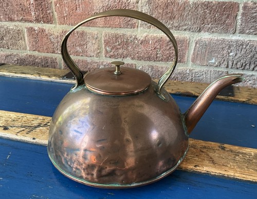 Antique kettle kent drake - kent,