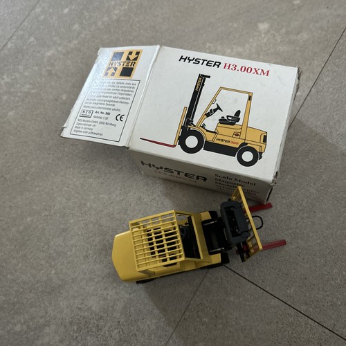 Hyster 00xm scale model - hyster,