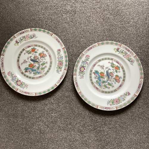 Wedgwood dinner plates - ,