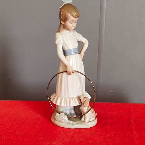 Nao porcelain figurine - figurine, girl