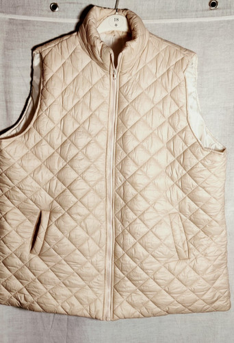 Ladies cream padded gilet