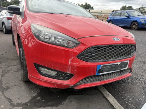 Ford focus mk3 - zetec, red