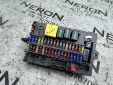 Land Rover Discovery S2 From 3A771052 Genuine Fuse Box YQE000251