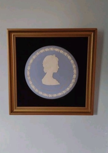 Wedgwood jasper ware queen - ware,
