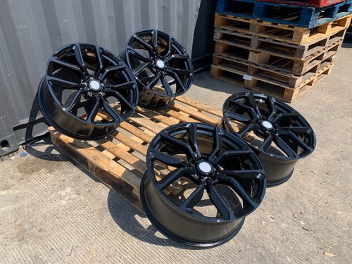 Gloss black alloy wheels - black,