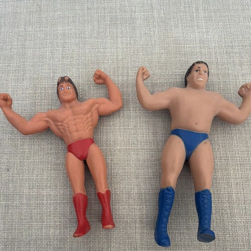 Wwf figures red - -,