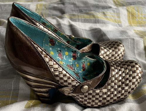Irregular choice court shoes - choice,