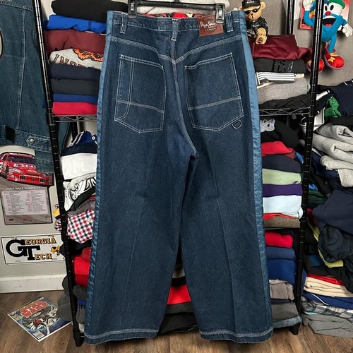 Vintage y2k pepe - vintage,