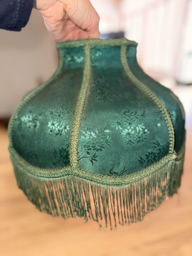 Victorian emerald green lamp - emerald,
