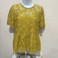 30•Zara womens mustard lace